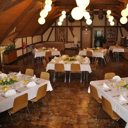 Inn Gasthof Zum Roten Thurm