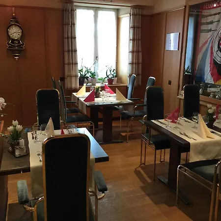 Inn Gasthof Zum Roten Thurm